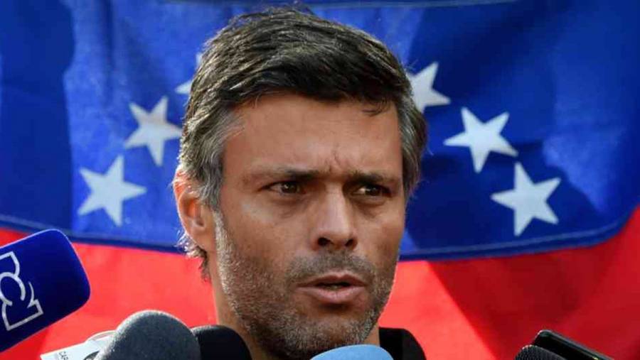 El opositor Leopoldo L&oacute;pez llega a Madrid tras salir de Venezuela