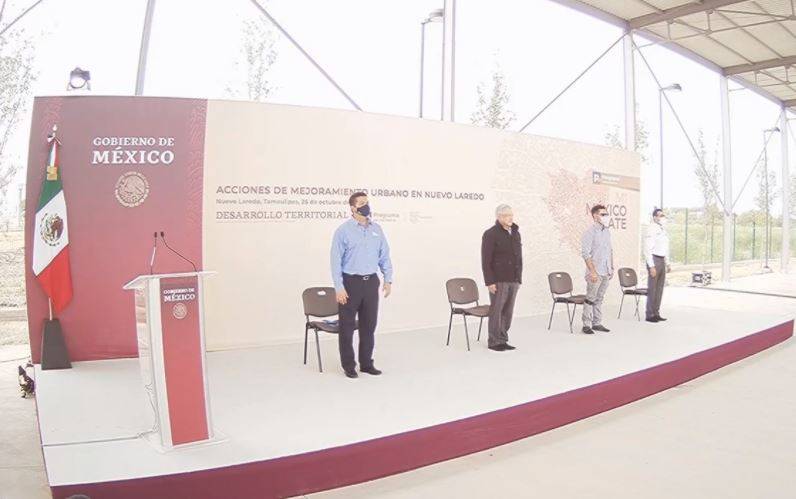Abuchean integrantes de Frenaaa a AMLO en Tamaulipas