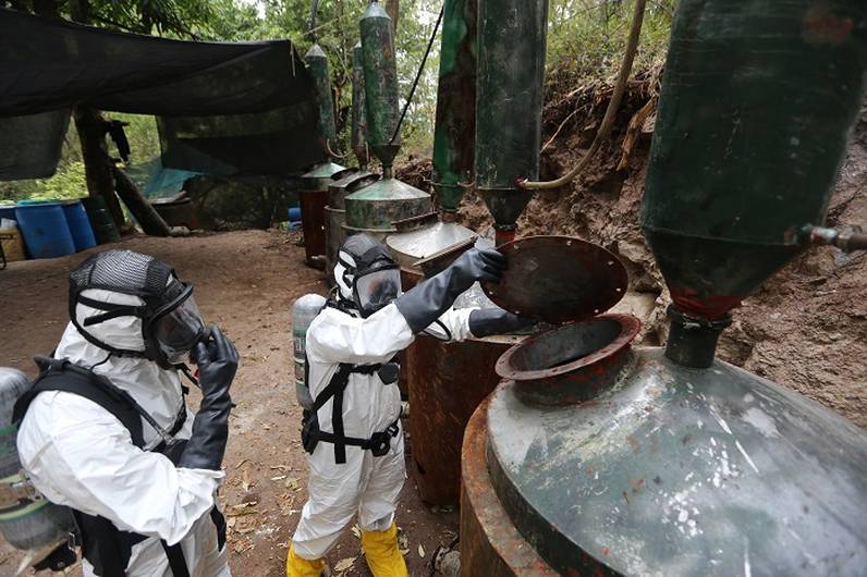 FGR realiza operación Blue en cuatro estados logrando desmantelar narcolaboratorios