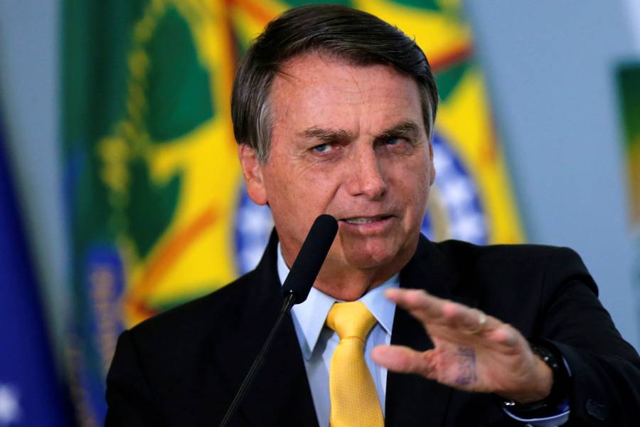 Para salir del COVID-19 se necesita cura, no vacuna, asegura Bolsonaro