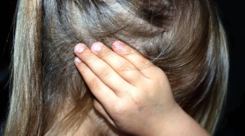 En Jalisco, una mujer permitió que su pareja violara a su hija de 10 años para tener un bebé