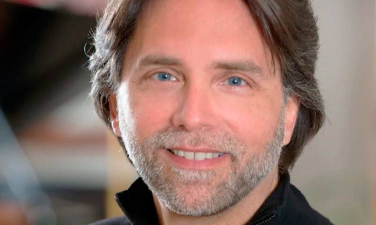 Dan cadena perpetua a líder de la secta NXIVM