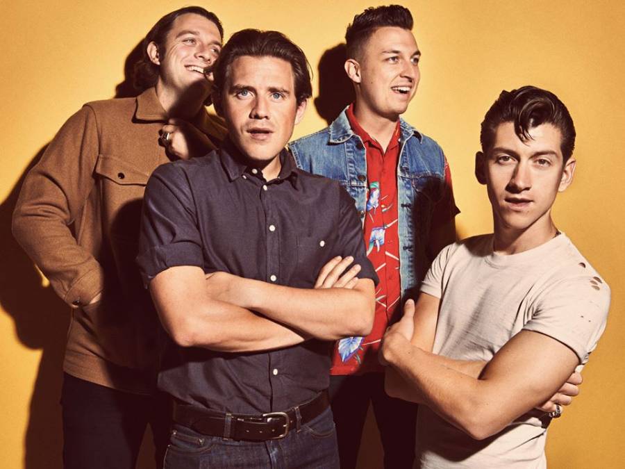 Arctic Monkeys lanzará nuevo álbum en vivo con fines benéficos