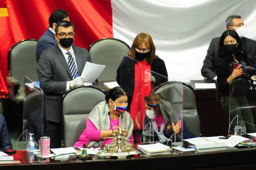 Aprueban disponer de Fondo de Salud para compra de vacunas
