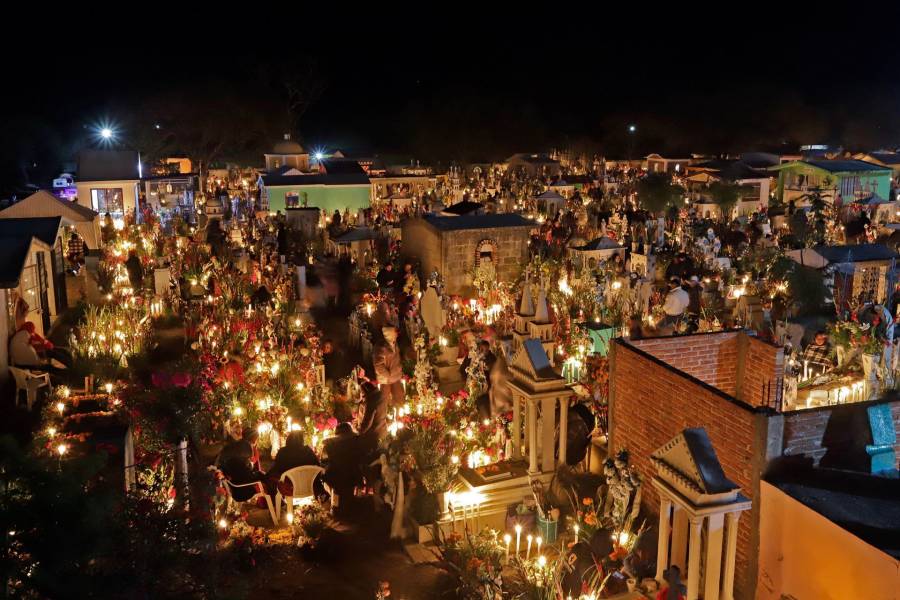 Se alistan para festejar el D&iacute;a de Muertos
