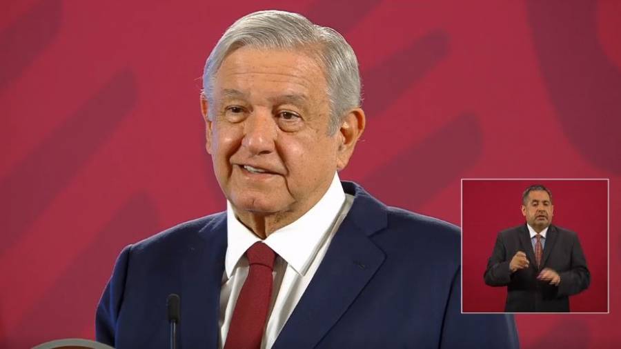 AMLO reitera a la población evitar visitas a panteones por Día de Muertos