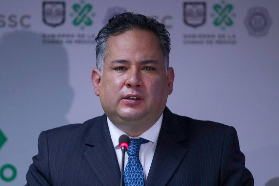 Santiago Nieto permanecerá en la UIF; no se postulará por Querétaro