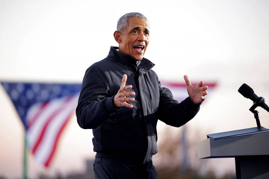 Barack Obama invita a latinos a votar por Joe Biden en v&iacute;speras de elecciones en EEUU