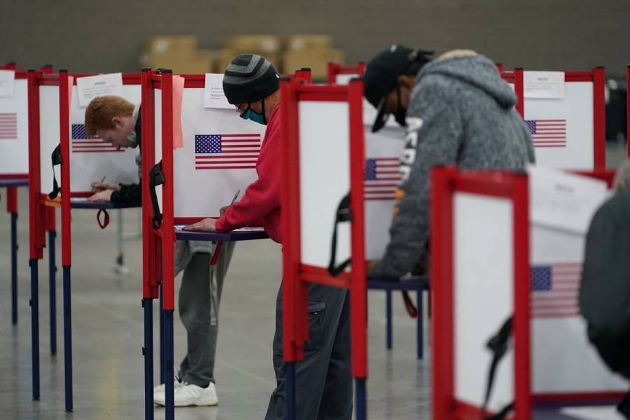 EEUU inicia jornada electoral sin precedentes entre pandemia y tensiones políticas