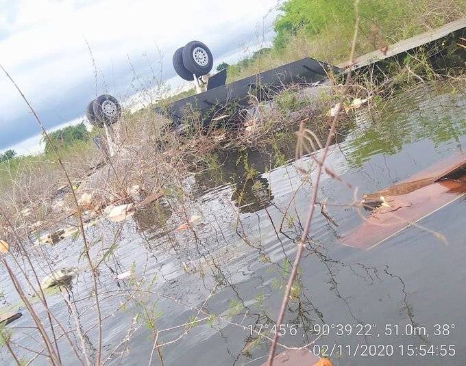 En Guatemala, junto a dos cad&aacute;veres y droga encuentran aeronave accidentada