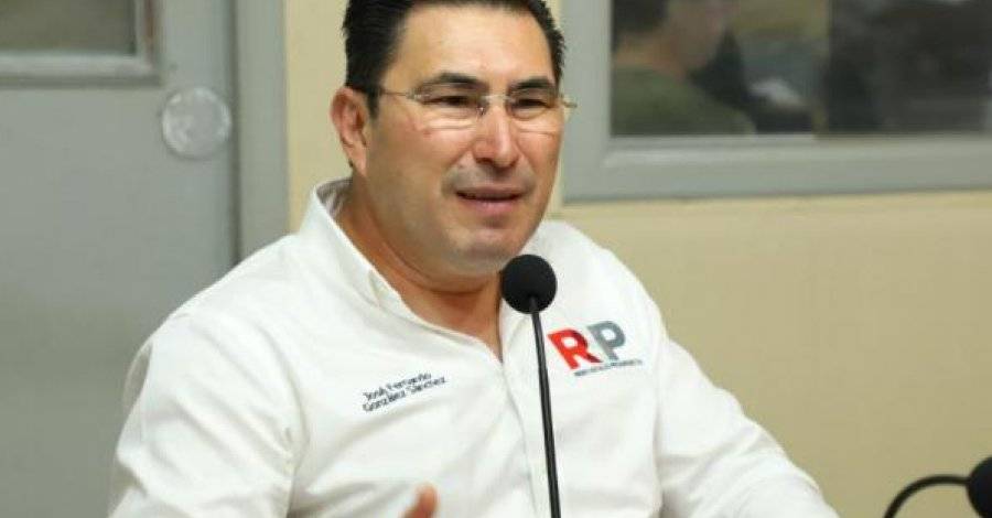 Elba Esther Gordillo no será candidata: Fernando González