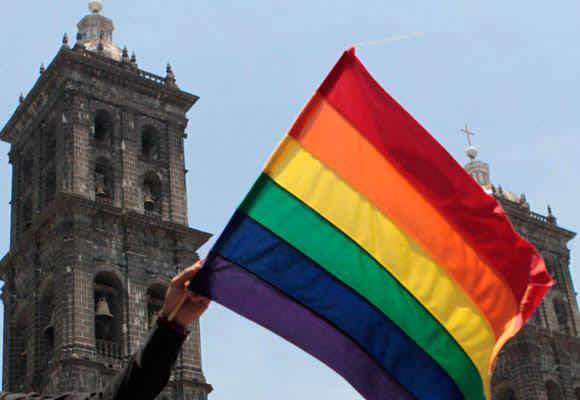 Aprueban matrimonio igualitario en Puebla