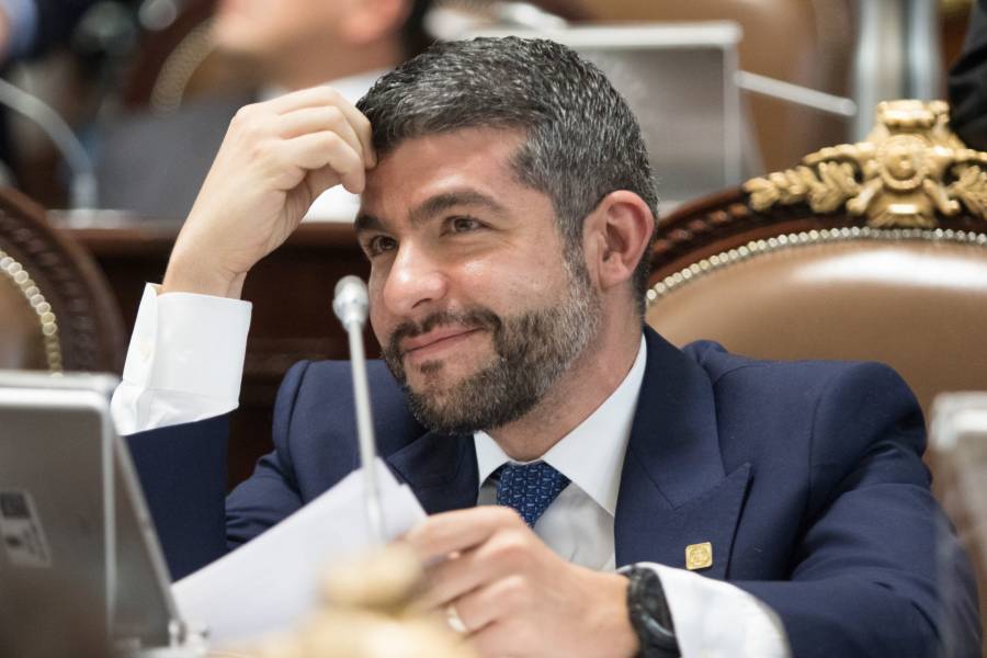 Mauricio Tabe, coordinador del PAN en Congreso de la CDMX, da positivo a Covid-19