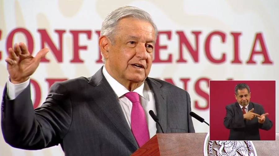 “Tambi&eacute;n mi pueblo est&aacute; inundado por falta de presas”: AMLO