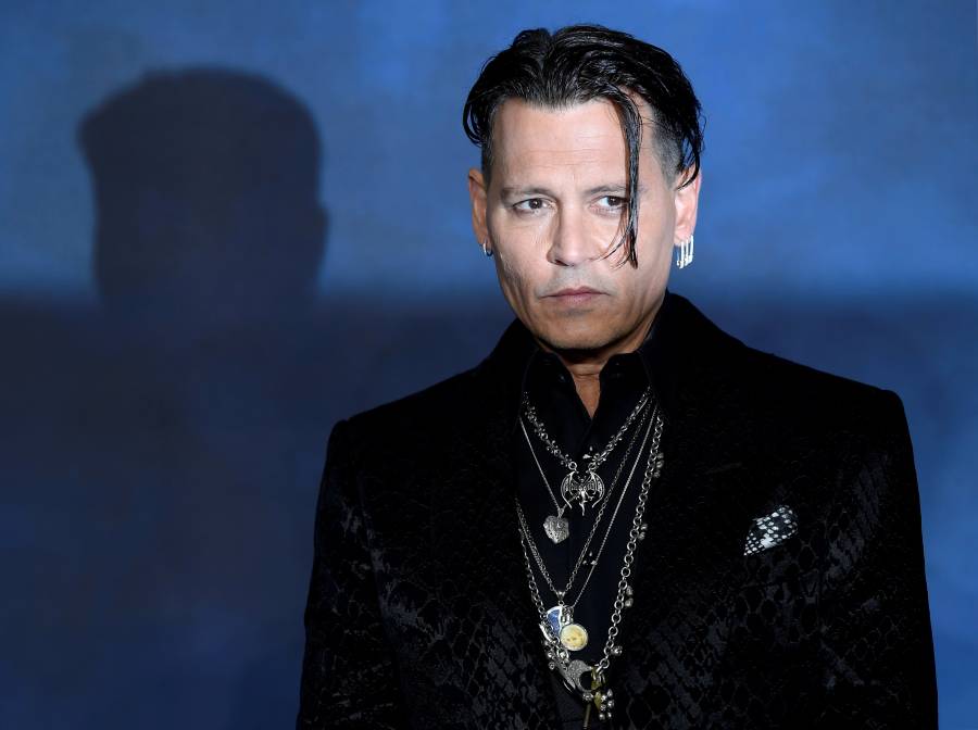 Pese a despido, Warner pagar&aacute; el sueldo completo a Johnny Depp
