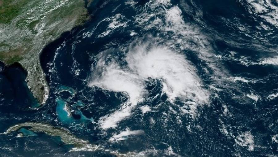 Tormenta ''Theta'' se forma en el Atlántico y rompe récord de temporada