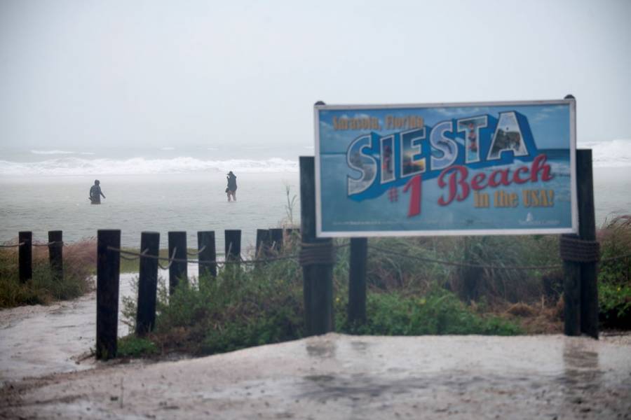La tormenta tropical Eta toca tierra en Florida rumbo al Atl&aacute;ntico