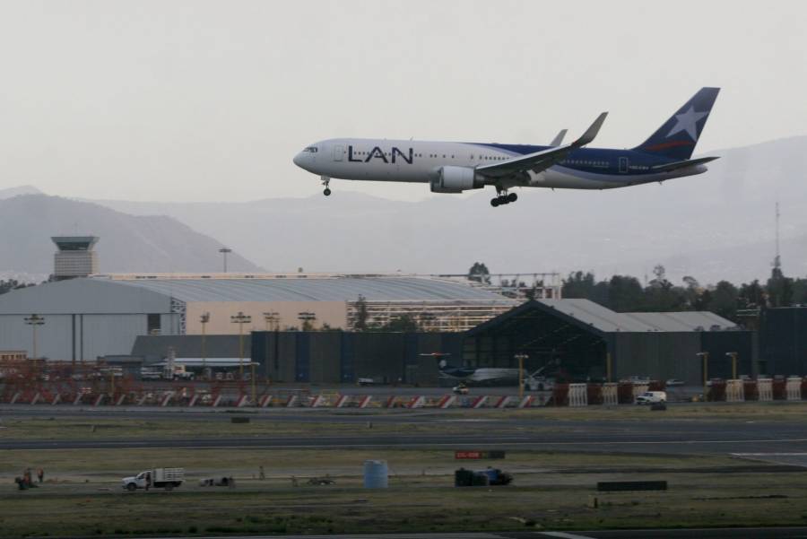 Tras ocho meses, Chile recibe a turistas por frontera aérea