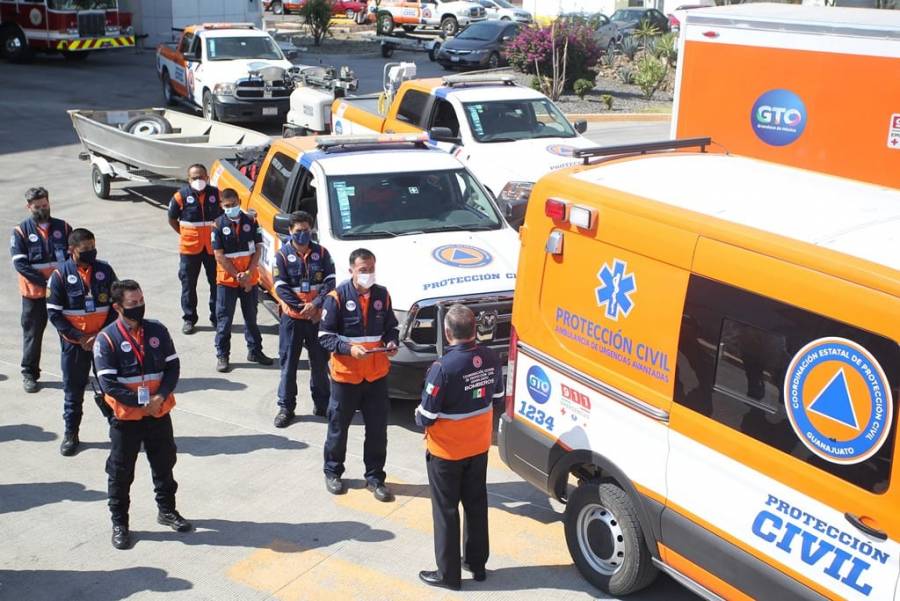 Guanajuato envía brigada de rescate a Tabasco para apoyar a damnificados