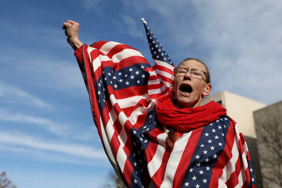 Simpatizantes de Trump salen a las calles para denunciar fraude electoral