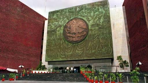 …Y morenistas en  San L&aacute;zaro llaman  a hacer pactos