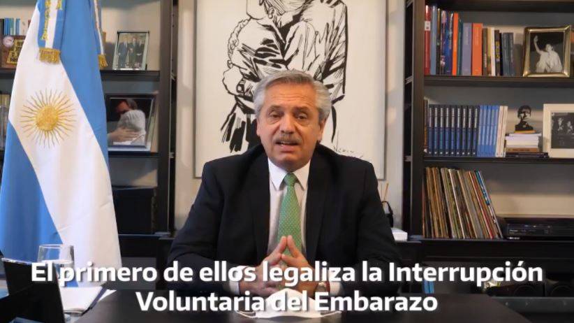 Presidente argentino envía iniciativa al congreso para legalizar el aborto