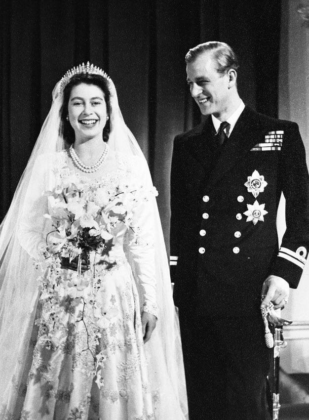 Reina Isabel del Reino Unido y su esposo Felipe celebran su 73 aniversario de bodas