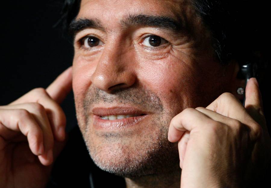 Tras muerte de Maradona, decretan tres días de luto nacional en Argentina