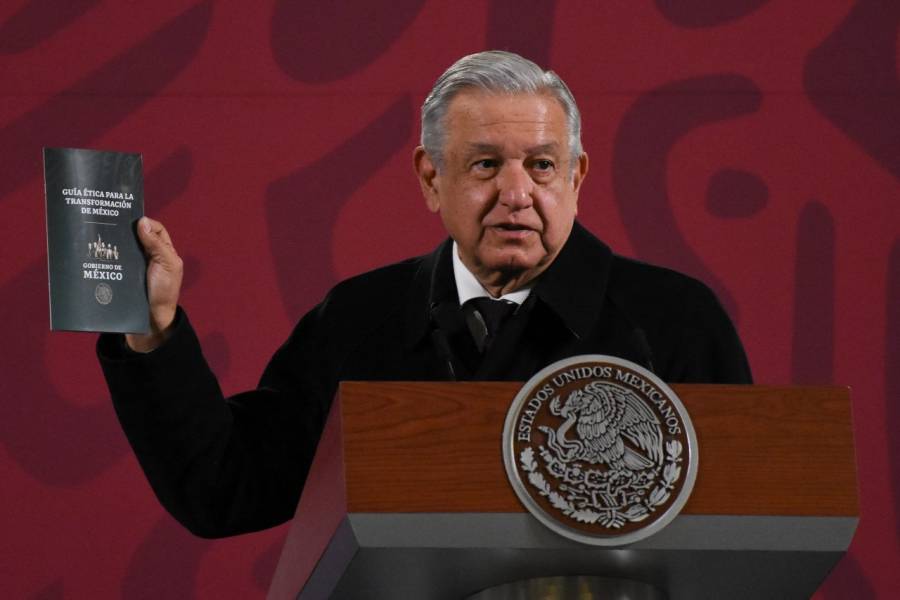 “No sólo de pan vive el hombre”: AMLO