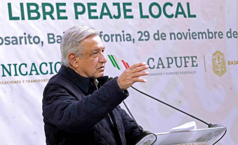 Avanza recuperación de casetas de cobro de la delincuencia: AMLO