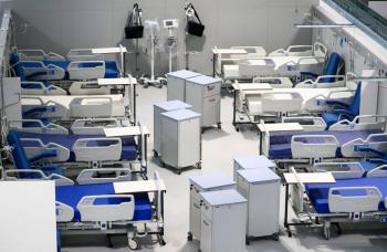Madrid inaugura hospital para COVID-19 pese a protestas por falta de personal