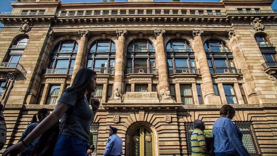 PIB de -9.1%, estiman encuestados del Banxico