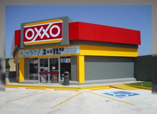 Oxxo abre cortina en Brasil