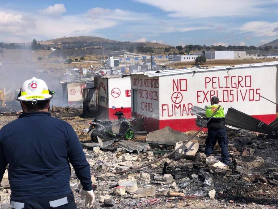 Reportan explosión en puestos de pirotecnia en Tlaxcala