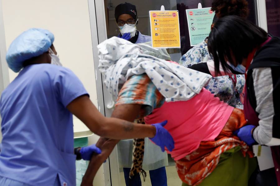EU se hunde en contagios,  muertes y hospitalizaciones