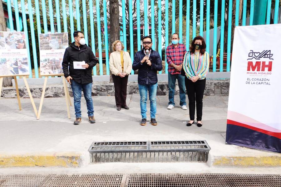 Alcaldía Miguel Hidalgo entrega obras en la red de drenaje