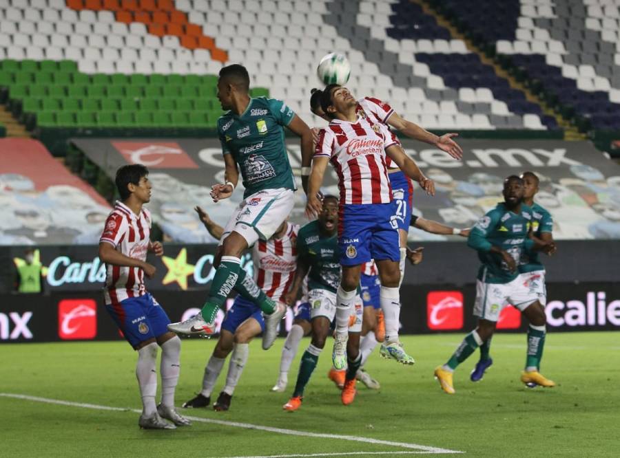 León vence a las Chivas y es primer finalista de la Liga MX