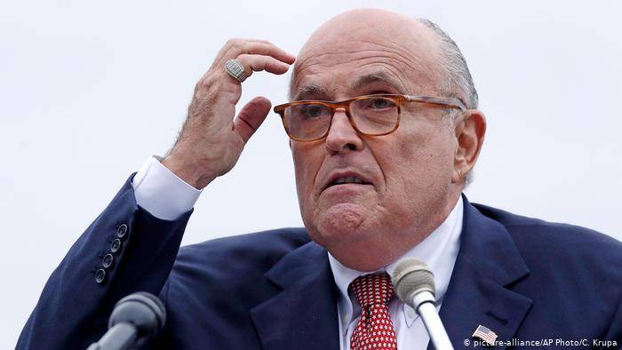 Giuliani, da positivo a Covid-19