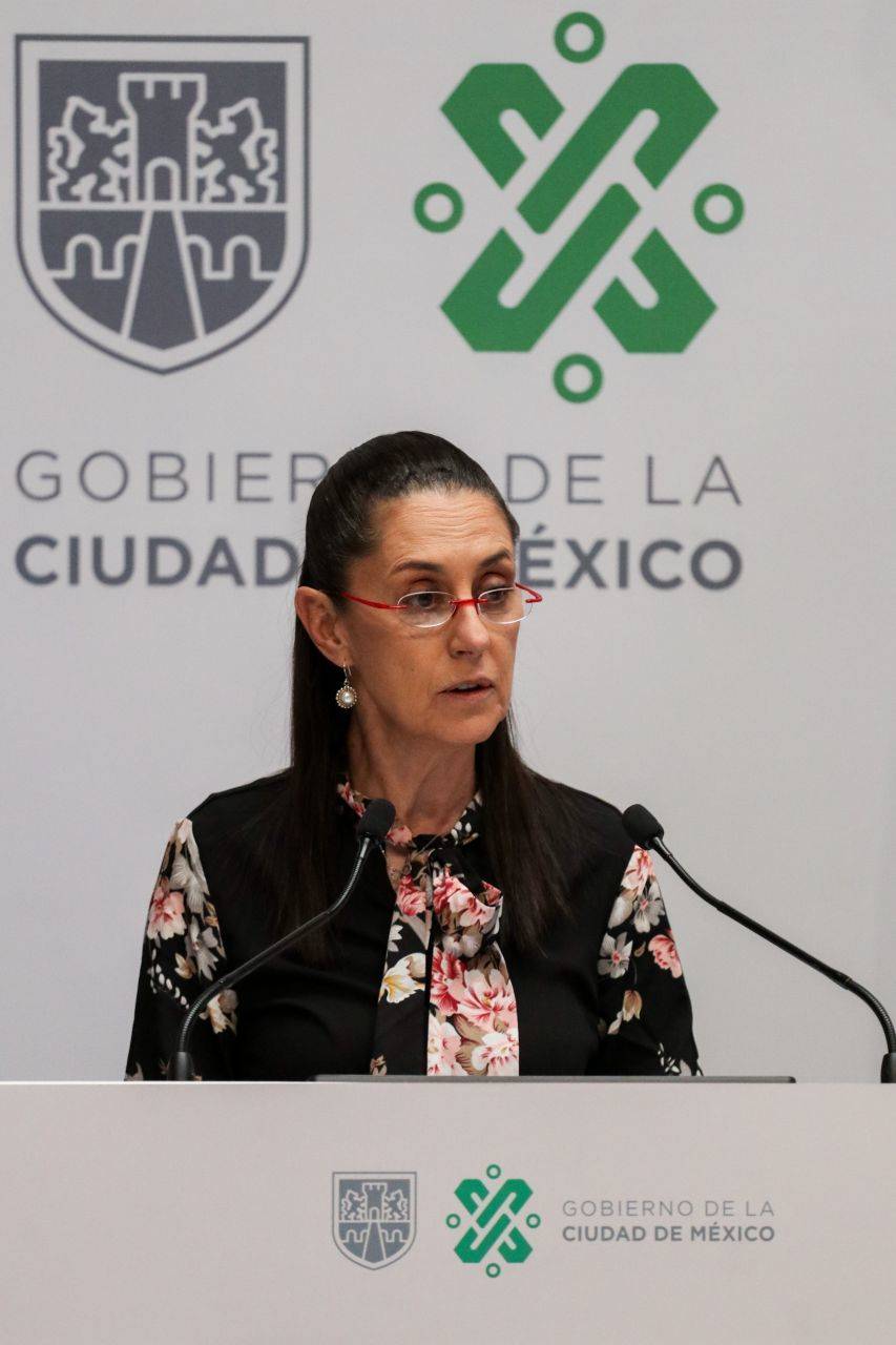 Claudia Sheimbaum: Semáforo rojo depende del gobierno federal