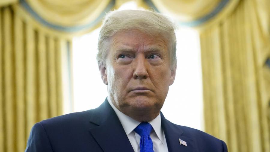 Abandona Trump ceremonia de entrega de Medalla Presidencial de la Libertad