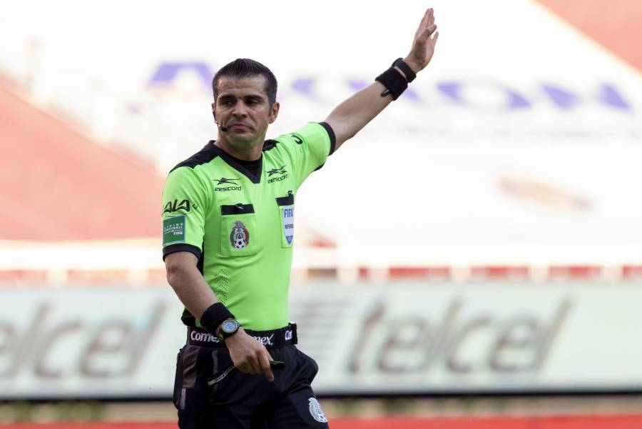 Fernando Hernández, pitará la Final de ida entre Pumas y León