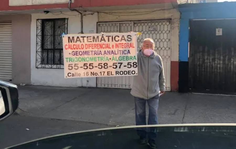 Abuelito ofrece clases de matem&aacute;ticas y &aacute;lgebra en calles de la CDMX