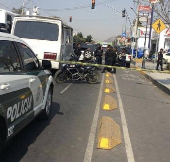 Pasajera de microb&uacute;s asesina a presunto asaltante en Tl&aacute;huac