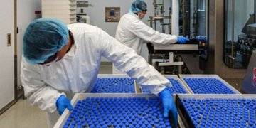 Firman acuerdo con CanSino para compra de vacunas