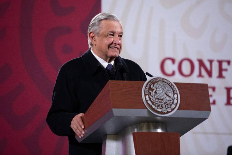 NO HAY OPOSICIÓN FUERTE, DICE AMLO