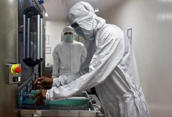 AstraZeneca probar&aacute; combinar su vacuna con la Sputnik V de Rusia para aumentar eficacia
