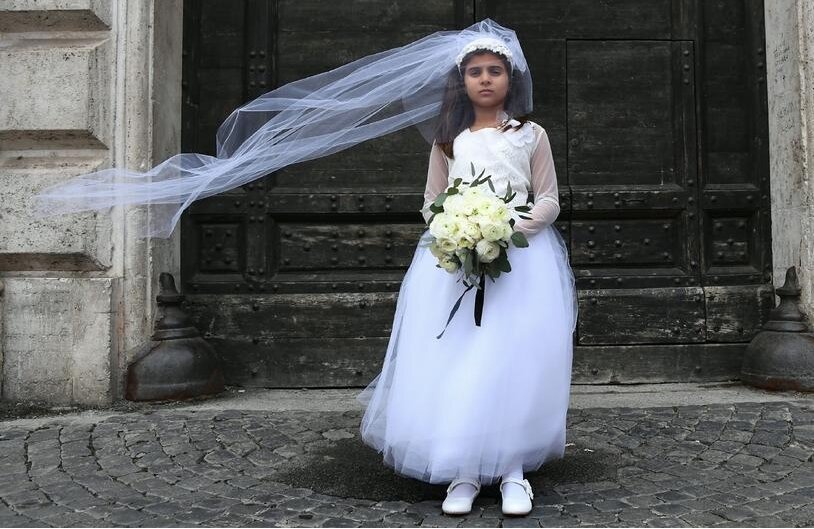 Aumentan matrimonios arreglados  Por la pandemia: ONU