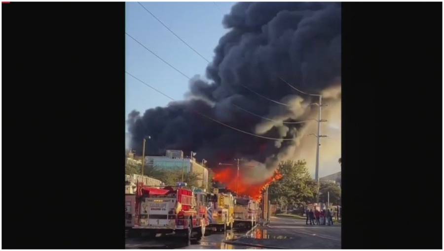 Se reporta fuerte incendio en empresa de Guadalupe, Nuevo León