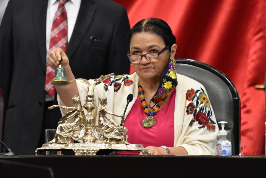 Logística es fundamental para vacunar a toda la población, pide Dulce María Sauri Riancho