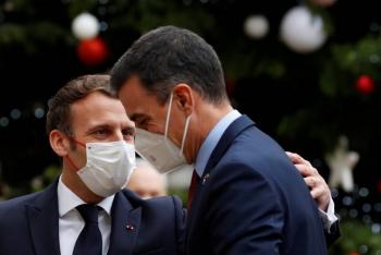 Presidente espa&ntilde;ol, Pedro S&aacute;nchez, en cuarentena tras contacto con Macron